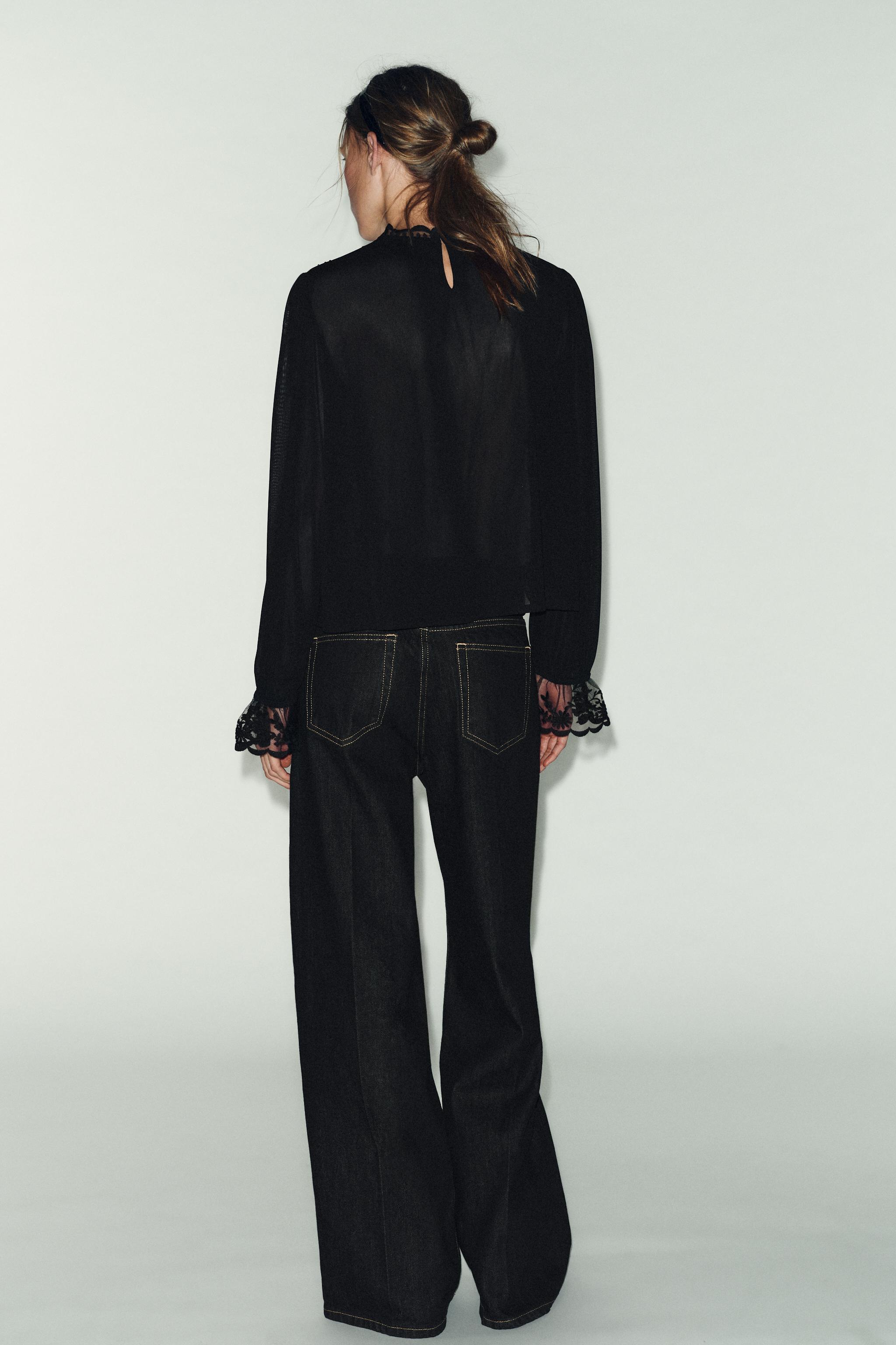 EMBROIDERED LONG SLEEVE TOP